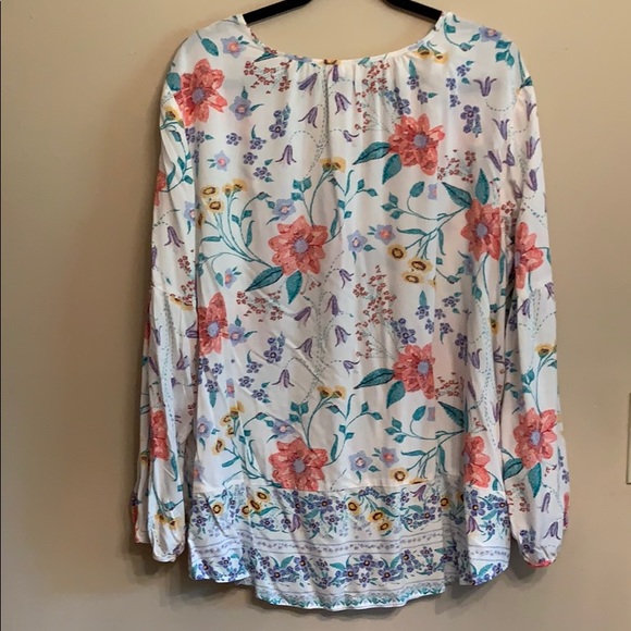 NWT Old Navy White Floral Peasant top - Picture 5 of 5